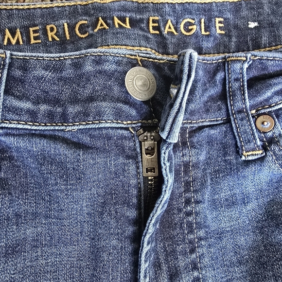 American Eagle Outfitters Slim Blue Jeans Classic Style - Picture 6 of 10